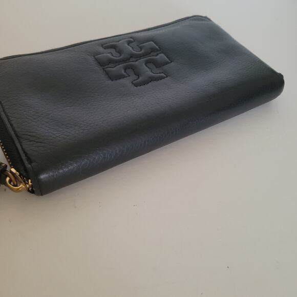 Tory Burch Thea Black Cowhide Leather Zip Around Large Wallet Long Clutch Tassel - Picture 9 of 10